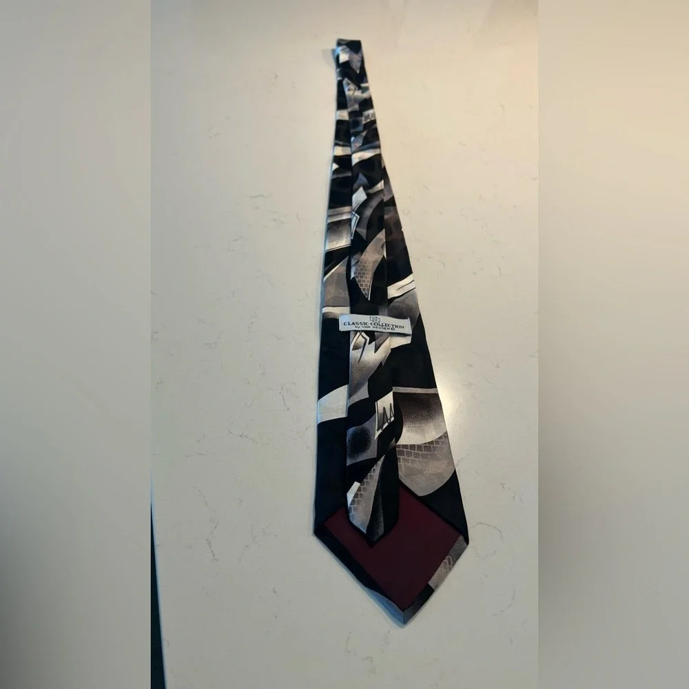 Van Heusen classic collection Black and Gray Tie